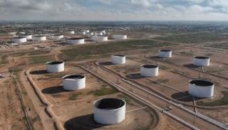 صهاريج النفط الخام في ولاية تكساس