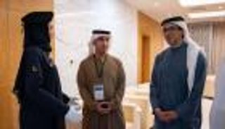 منصور بن زايد يزور مؤتمر ومعرض التكنولوجيا لمنظمة الجمارك العالمية