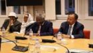 على خطى البشير.. البرهان يهدد بمنع عودة &laquo;صمود&raquo; للسودان وقيادي يرد