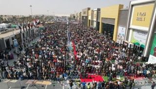 زوار معرض القاهرة للكتاب