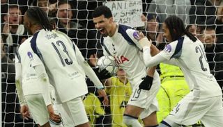 مباراة توتنهام ضد مان سيتي