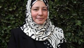 النجمة عبلة كامل