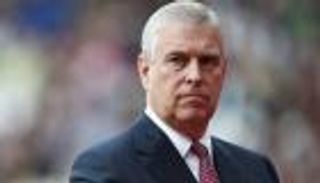 شبح إبستين يطارد أندرو.. ستارمر يطالبه بالمثول أمام الكونغرس