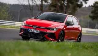 النسخة الجديدة من سيارة فولكسفاغن Golf GTI