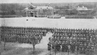 جنود روس حول القلعة في يناير 1915