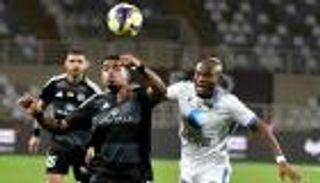 كأس رئيس الإمارات.. أغرب فرصة هدف تضيع بطريقة لا تصدق (فيديو)