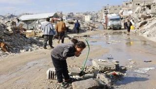 آثار القصف على غزة - أ ف ب