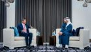 عبد الله بن زايد يجري لقاءات مكثفة على هامش القمة العالمية للحكومات