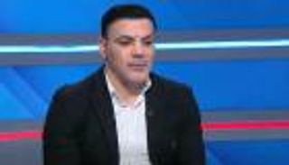 القبض على عمرو زكي في مطار القاهرة
