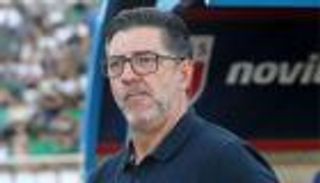مدرب مصر السابق يتولى تدريب الوصل الإماراتي