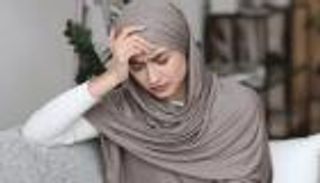 رمضان 2026.. نصائح ذهبية لتجنب الصداع النصفي أثناء الصيام (خاص)