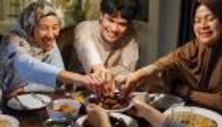 6 أخطاء يقع فيها الناس قبل رمضان تفسد قدرتهم على الصيام (خاص)
