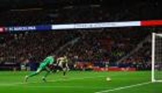 أتلتيكو مدريد ضد برشلونة.. أخطاء كارثية تؤدي لانهيار كتالوني (فيديو)