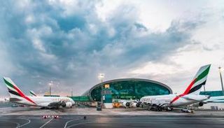 مطارات الإمارات
