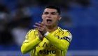 الأول في عمر الـ41.. كريستيانو رونالدو يلاحق عصام الحضري (فيديو)