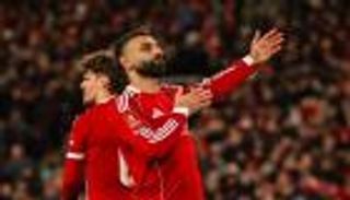 اختار أحد أفضل لاعبي العالم.. محمد صلاح يقر بالضغوطات