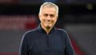 قبل استقبال ريال مدريد.. مورينيو يدخل المستشفى