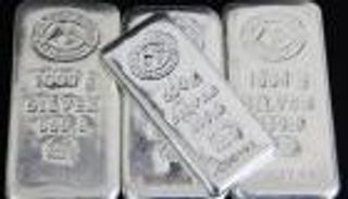 الفضة تنهار 5% والذهب على خطى الخسائر