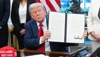 الرئيس الأمريكي دونالد ترامب