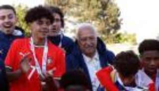 على درب الأب.. كريستيانو جونيور يحقق بطولة جديدة مع البرتغال