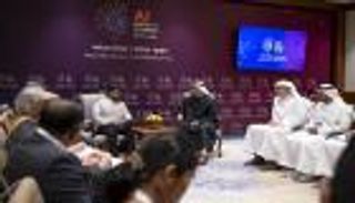 ولي عهد أبوظبي يعزز الشراكة مع سريلانكا على هامش قمة تأثير الذكاء الاصطناعي