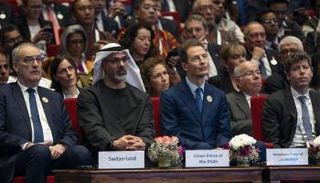 جانب من الجلسة الافتتاحية لقمة تأثر الذكاء الاصطناعي