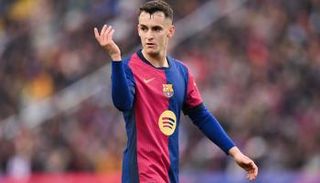 مارك كاسادو لاعب برشلونة