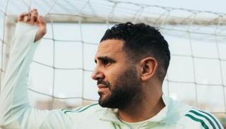 رياض محرز نجم الأهلي السعودي