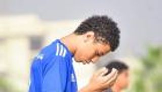 وفاة لاعب مصري أثناء توزيع وجبات الإفطار
