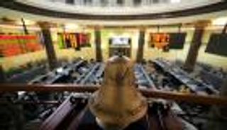 البورصة المصرية تستهل تعاملات الأسبوع باللون الأحمر.. موجة بيعية وهبوط جماعي