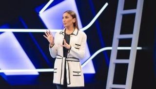 دينا الشربيني في برنامج "السلم والثعبان" 