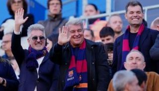 خوان لابورتا رئيس برشلونة المستقيل