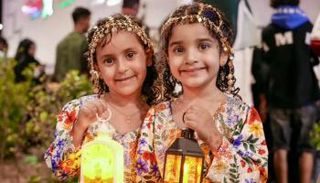 فرحة رمضان على وجوه الأطفال في عدن 