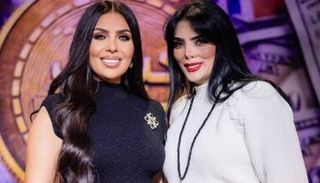 حورية فرغلي ومذيعة برنامج "كشف حساب" 