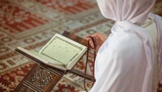 قراءة القرآن- أرشيفية