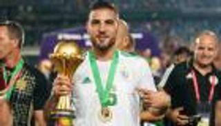 &laquo;من البحر إلى المجد القاري&raquo;.. ديلور يروي كواليس انضمامه لمنتخب الجزائر
