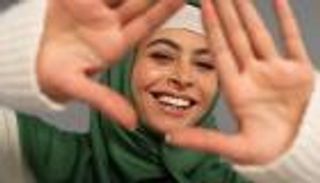 تصوم المعدة فيتنفس الجلد.. القصة الكاملة لبشرة الصائم في رمضان (خاص)