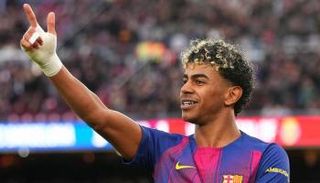 لامين يامال نجم برشلونة