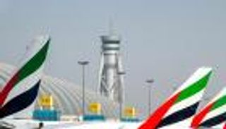 مطارات دبي تعلن استئنافا جزئيا للرحلات الجوية.. توجيهات عاجلة للمسافرين