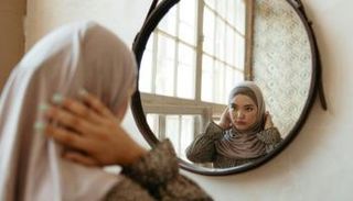 تغير ملامح الوجه رسالة واضحة من جسدك خلال شهر رمضان