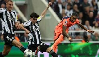 نيوكاسل يونايتد وبرشلونة