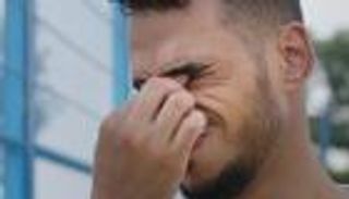 حين يغير الصيام إيقاع الجسم.. تفسير علمي لإرهاق منتصف رمضان 