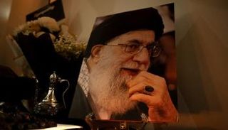 صورة لعلي خامنئي