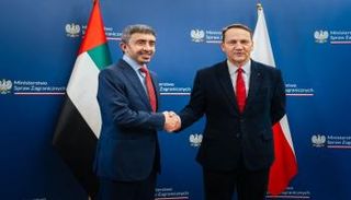 وزير خارجية الإمارات ونظيره البولندي