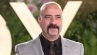 طرح برومو فيلم محمد سعد &laquo;فاميلي بيزنس&raquo;