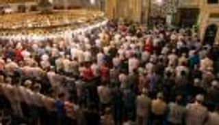 متى تبدأ صلاة التهجد في رمضان؟ 