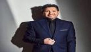 حقيقة دخول هاني شاكر في غيبوبة بعد جراحة القولون