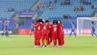 بعد وصفهن بـ&laquo;الخائنات&raquo;.. انشقاق 5 لاعبات من منتخب إيران وترامب يتدخل