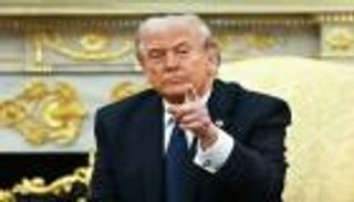 ترامب يهدد وإيران تتوعد.. &laquo;نار وغضب&raquo; يؤججان لهيب الحرب