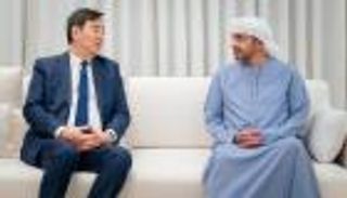 عبدالله بن زايد يبحث مع مبعوث صيني الاعتداءات الإيرانية الغاشمة
